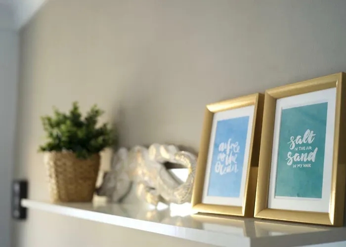 Casa Del Mar 아파트 *